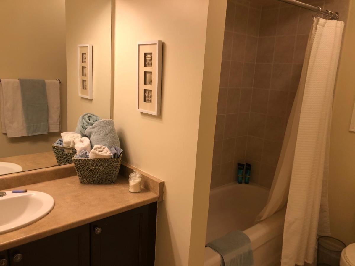 Willow Pond Satellite B&B พอร์ตแพร์รี ภายนอก รูปภาพ